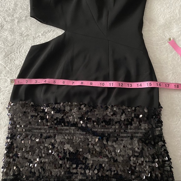 Jay Godfrey Cut Out Sequin Cocktail Dress - Picture 4 of 9